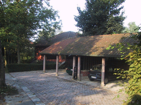 Beau duplex  dans les toits de 100M2+terrasse de 70M2 Salle de douche,salle de b  Belle maison-appartement d'Uccle Entire home vacation rental 8171103