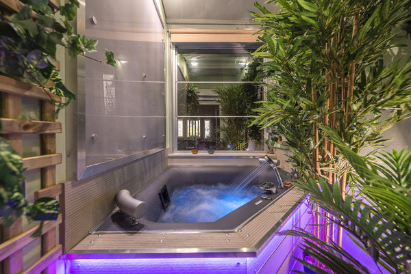 Our luxurious centrally located residence offers a relaxing and smooth stay wher GR Evangelismos Residence with Jacuzzi- King Size Bed Entire rental unit vacation rental 585337774484622535