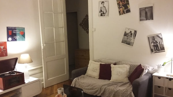 Notre appartement est situé sur la place Saint-Paul, au coeur du Vieux-Lyon, et  Lyon, France Appartement au cœur du Vieux-Lyon Entire rental unit vacation rental 9211617