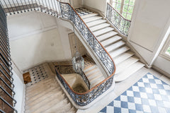 Hidden under under the roof of a 17th century Hotel Particulier,<br />This 1000  Paris, France 1000 secrets apartment Entire rental unit vacation rental 463726
