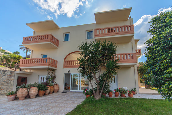 Find the studios with a small kitchen, private bathroom, and a balcony with a gr  Kastro Kera 13 Private room in condo vacation rental 31668977