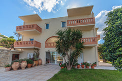 Find the studios with a small kitchen, private bathroom, and a balcony with a gr  Kastro Kera 13 Private room in condo vacation rental 31668977