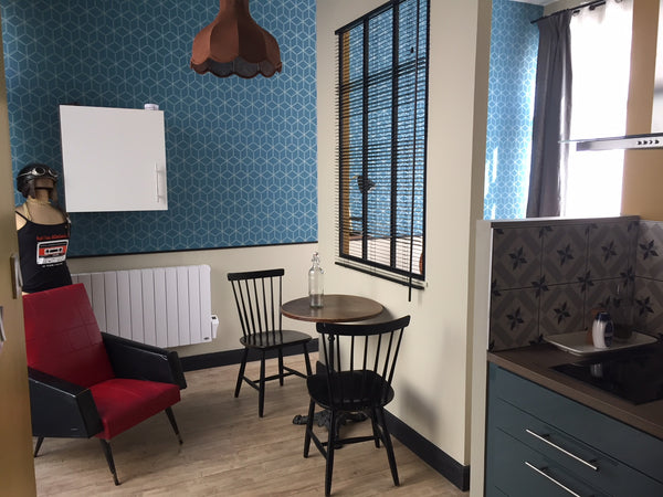 Studio 25m2 rue de Gerland à 2 min du métro Jean Jaurès et à 5 min de la place J Lyon, France Joli studio proche toutes commodités Entire rental unit vacation rental 23498447