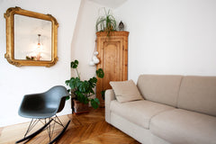 Owned by an Italian Interior Designer, this beautiful 45 sqm 1-bedroom flat enjo Paris, France Perfectly located charming flat Entire rental unit vacation rental 2622898