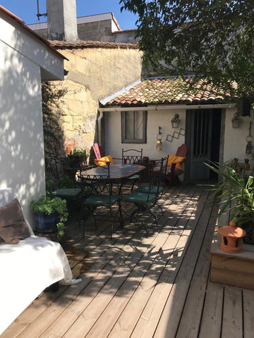 <b>Guest access</b><br />Maison<br /><br /><b>License number</b><br />3306300512  Petit coin de paradis dans Bordeaux Entire home vacation rental 37486477