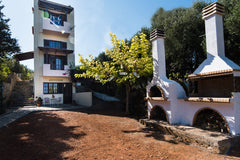 Many beaches are around<br /><br />Free parking is available on site.<br /><br / Koleni, Greece Malia budget Private room in rental unit vacation rental 685848669909387325