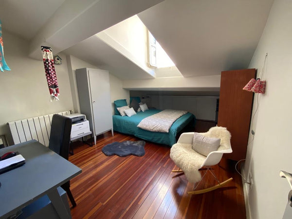 ideally located on the Bellecour Place (Euro fan zone and direct subway to the P Lyon, France Nice room on the Bellecour Place Private room in rental unit vacation rental 13041098