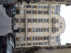 Between   Trocadéro  and place  Victor Hugo, 10 mn walk from  Champs Elysées, Hi Paris, France Service room 9 m2 , Trocadéro Private room in rental unit vacation rental 11137901