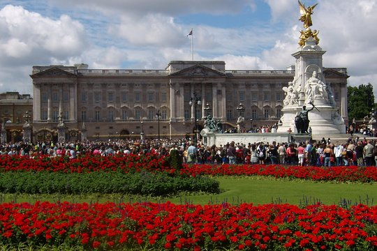 Private Tour London Highlights  entries Westminster Abbey  The Tower of London  Private Tours and Travel Guide Europe London CITY London Destination Tour