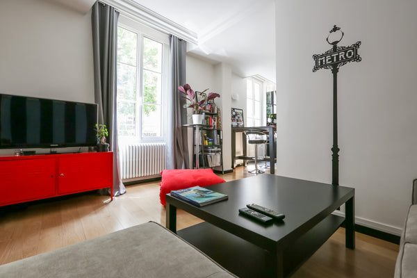 Enjoy your stay in Paris from one of the greatest district in town.<br />In the  Paris, France cosy apartment Montorgueil/Marais Entire condo vacation rental 7284451