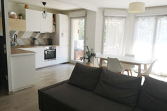 Appartement très agréable, spacieux, fonctionnel et idéalement placé. Au cœur d' Lyon, France Lyon : Très bel appartement  proche du centre Entire rental unit vacation rental 653984371613226661