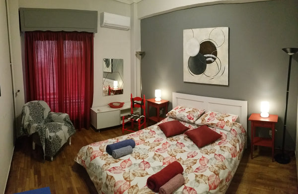 Modern apartment, with artistic mode.  Very close,6-7min, to Metro Station (Lari Notios Tomeas Athinon, Attica, Greece Center City Rooms Entire rental unit vacation rental 23266320