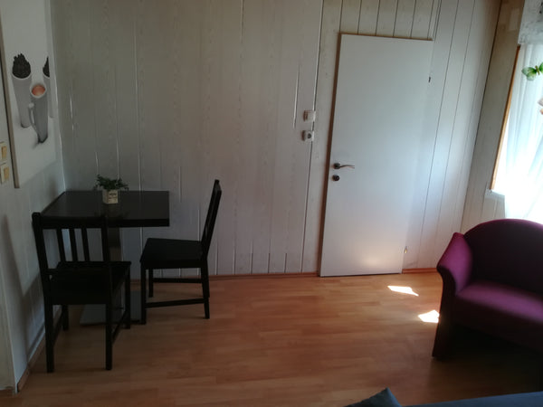 Individuelle Wohnungen in einem Haus mit Garten <br />1 Wohnung im Erdgeschoss < Vienna, Austria Kleinwohnung MK-SMART EG Entire bungalow vacation rental 36939804