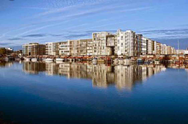 Fantastic! With good naturel light and spacious!<br /><br /><b>The space</b><br  Copenhagen, Denmark Canal view in city Private room in condo vacation rental 26207347