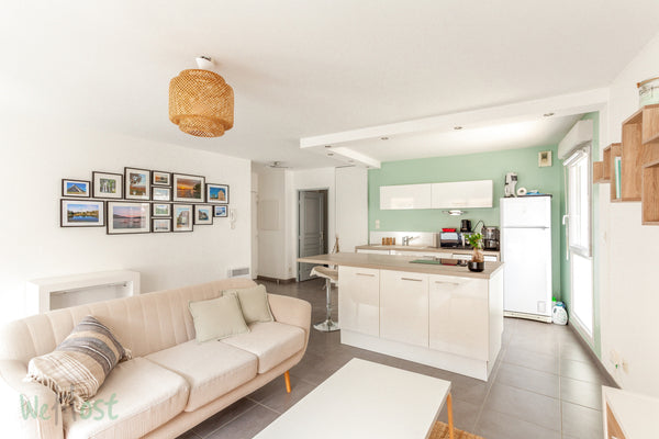 Charmant appartement de 66m² refait à neuf, situé dans le 7e arrondissement, dan Lyon, France Charmant T3 avec balcon, pour 4 personnes Entire rental unit vacation rental 624471750815034527