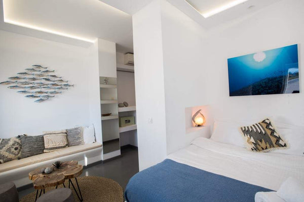A new apartment in the heart of Ornos village in Mykonos just 3 minutes walking  Greece Jonaz Suite with kitchenette, Ornos beach (4pax) Entire rental unit vacation rental 42805004