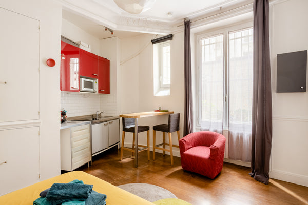 <b>The space</b><br />This studio in metro st sulpice is located in a beautiful  Paris, France Cute Studio in St Germain des prés Entire rental unit vacation rental 586642