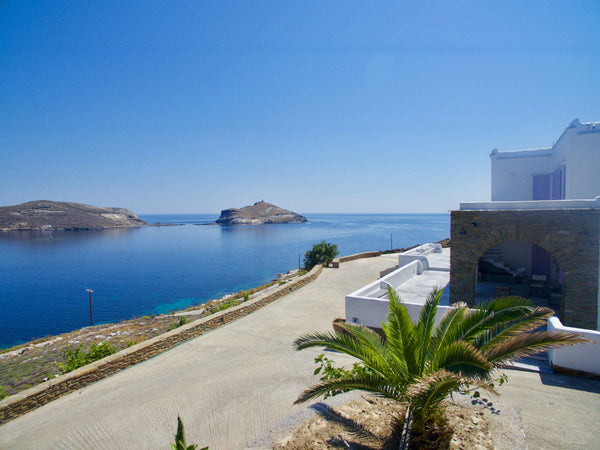 Supremely located villa, just 50 meters from the seaside offers the luxury of pr Neo Psychiko, Greece Villa Privilegio Mykonianvilla Entire villa vacation rental 42553270