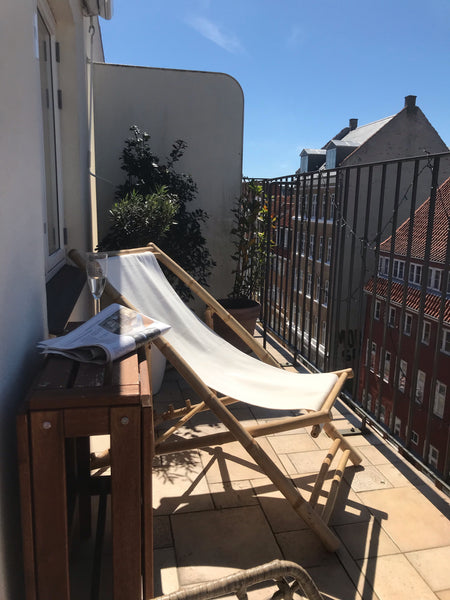Big discounts on longer stays! Contact me.<br /><br />Beautiful and spacious 72m Copenhagen, Denmark Beautiful top floor apartment with balcony Entire condo vacation rental 47852558