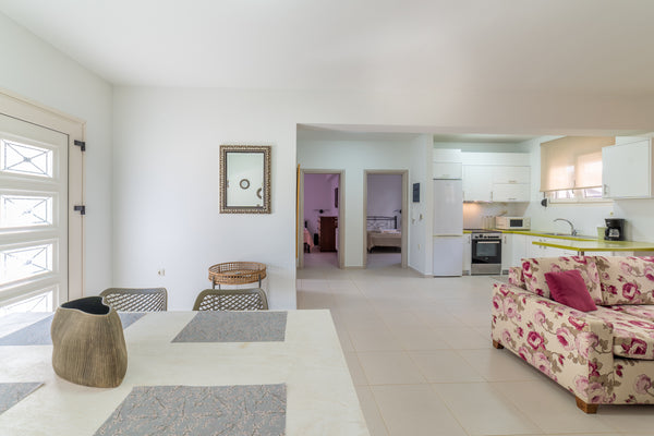 Located in a peaceful area with a spacious garden.<br />At ground level and cons  Cornelia Serena Gouves Apartment Entire home vacation rental 710562449493645753