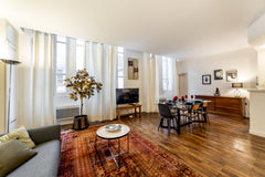 In the "Presqu'île", directly on the banks of Saône, in a classified 18th centur  Haven of peace in the heart of Lyon Entire rental unit vacation rental 719282137656894784