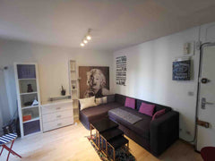 Spacious and well-equipped flat, great location.<br />Safe and calm district, cl Paris, France Paris, warm and well located flat Entire rental unit vacation rental 9816780