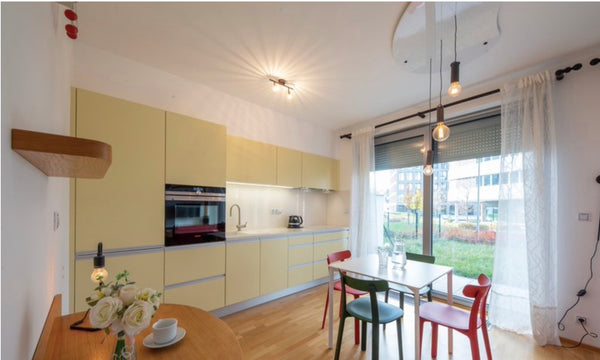 Malé, ale útulné ubytování v centru Palmovky s terasou.<br /><br /><b>The space< Prague, Czechia Příjemný byt s možností parkování Entire condo vacation rental 51741997
