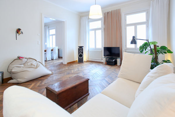 Centrally located 130 sqm apartment in the Second District, between the Danube C Vienna, Austria Vienna-style flat Casa Rembrandt Entire rental unit vacation rental 3016943