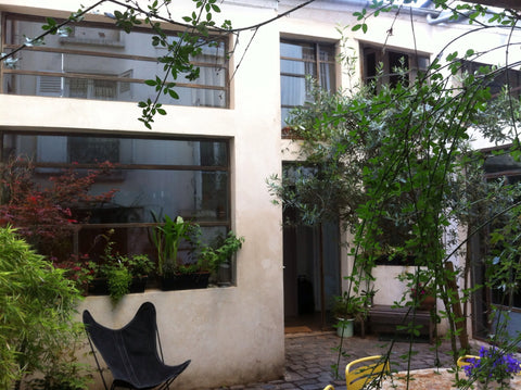 Aménagées dans les anciennes écuries de Verlaine où il accueillit Arthur Rimbaud Paris, France Chambre dans maison à Montmartre Private room in earthen home vacation rental 3788506