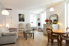 Everything you need in a 45m2 appartment while in Paris<br /><br /><b>Guest acce Paris, France charming nest in private courtyard Entire rental unit vacation rental 9346263