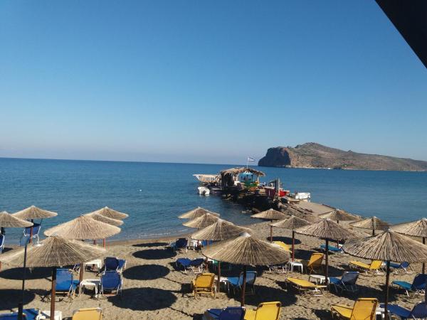 Litinas Beachfront Studio offers you a relaxed and lovely accommodation just a f  Litinas Beachfront Studio Entire rental unit vacation rental 33774203