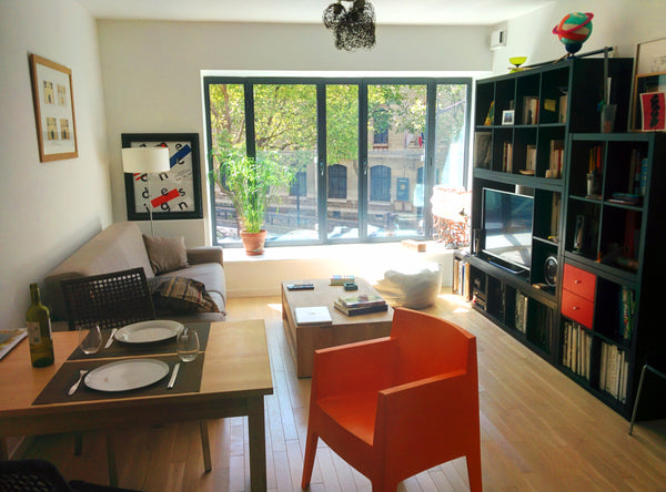 Located between the Bassin de la Villette, parc of Buttes Chaumont and the parc  Paris, France Bright & quiet modern appartment Entire rental unit vacation rental 10183179