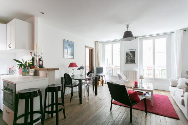 Spacious Paris 2-room apartment (40m²) ideally located in the heart of Saint Ger Paris, France Lovely flat in Paris Saint Germain Entire rental unit vacation rental 7317338