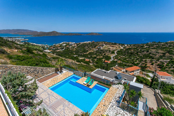 Elounda Senses Villa is a beautiful, 3 bedroom villa located on a rockly hillsid Agios Nikolaos, Greece Elounda Senses Villa Entire villa vacation rental 43841089