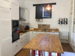 Appartement situé au coeur de Bordeaux Chartrons, a 200 metres de la Garonne et  Bordeaux, France Appartement de standing au Coeur de Bordeaux Entire rental unit vacation rental 37414076