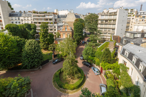 Ideal apartment 60m² for 2/4 people <br />very comfortable, clear and calm. <br  Paris, France 3-rooms with view,near Eiffel Tower Entire rental unit vacation rental 779750