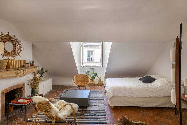 Appartement traversant et très clair, dans un ancien immeuble parisien.<br />Bcp Paris, France Lovely flat Entire rental unit vacation rental 20416149