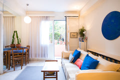 Situated in the centre of the Athens, 5 minutes walking from the metro stop Evan Athens, Greece Athens Hilton area 5 min from metro Evangelismos Entire rental unit vacation rental 29251510
