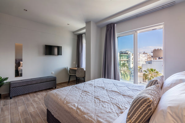 Enjoy a stylish experience at this centrally-located place.<br /><br /><b>Licens Glyfada, Greece Raise Kornarou City Stay 42 Entire rental unit vacation rental 619544431251192540