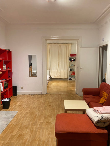 Grand appartement avec salon, cuisine, chambre, grande salle de bain et toilette Brussels, Belgium Cosy appartment Grand appartement pour 2personnes Entire rental unit vacation rental 51675258