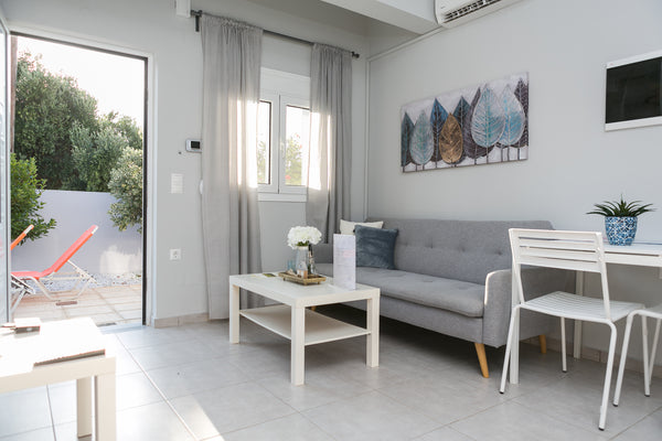 Self contained housing unit in Kato Gouves, newly built, about 40sqm, ground flo Heraklion, Greece Comfy Housing Unit, Close To The Sea Entire home vacation rental 18257850