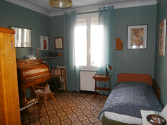 Chambre 1 personne chez l'habitant, au 1er étage dans maison avec jardin. Salle  Bordeaux, France Chambre centre Bordeaux Private room in townhouse vacation rental 21004838