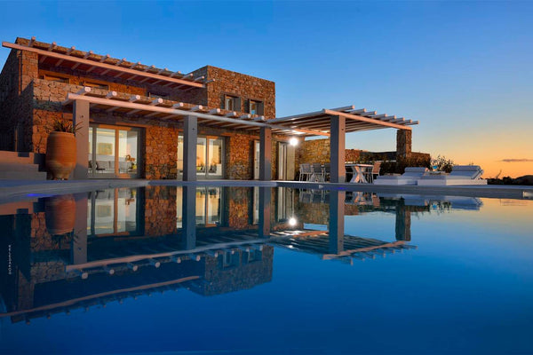 The villa with the dreamiest outdoor area of 500sqm in total. Sofa beds, sun bed Gstaad, Switzerland Outstanding Villa with Luxury Facilities Entire villa vacation rental 33211221