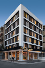 Located a 7-minute walk from Onassis Cultural Centre and offering free WiFi. Acc Athens, Greece Stylish apartment with Jacuzzi close to Acropolis Entire rental unit vacation rental 45007457