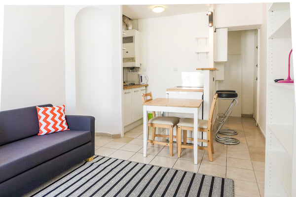 Beautiful 1 bedroom apartment completely renovated located in the lively Bastill Paris, France Bastille - Keller lovely renewed 1 bedroom Entire rental unit vacation rental 13612005