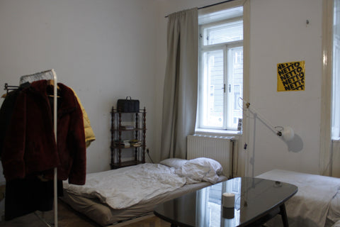 Meine Unterkunft ist in der Nähe von Siebenbrunnencafe. Du wirst meine Unterkunf Vienna, Austria Cosy, nice artist flat in the 5th district. Private room in rental unit vacation rental 13090925