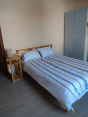 Gent is a beautiful city. Come and explore this historic place based out of our   Comfortable spacious bedroom near shops & uni Private room in townhouse vacation rental 51061671