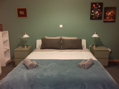 Romantic studio in the heart of Athens awaits to welcome you!<br />It is located GR Cozy Suite @Ag.Theodoron Sqr 5min from Syntagma Entire condo vacation rental 46785435
