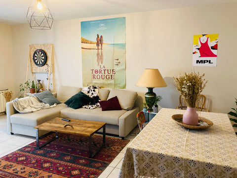 Appartement spacieux disposant d'un balcon, idéalement placé pour la Fête des Lu Lyon, France Appartement spacieux avec balcon · Lyon 3ème Entire rental unit vacation rental 759892215821673312