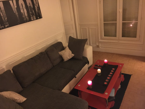 Trés bien situé, commerces à proximité, bien desservi ( metro,Gare,bus). 10min d Paris, France Beau F2 proche du Sacré coeur Entire rental unit vacation rental 16379773